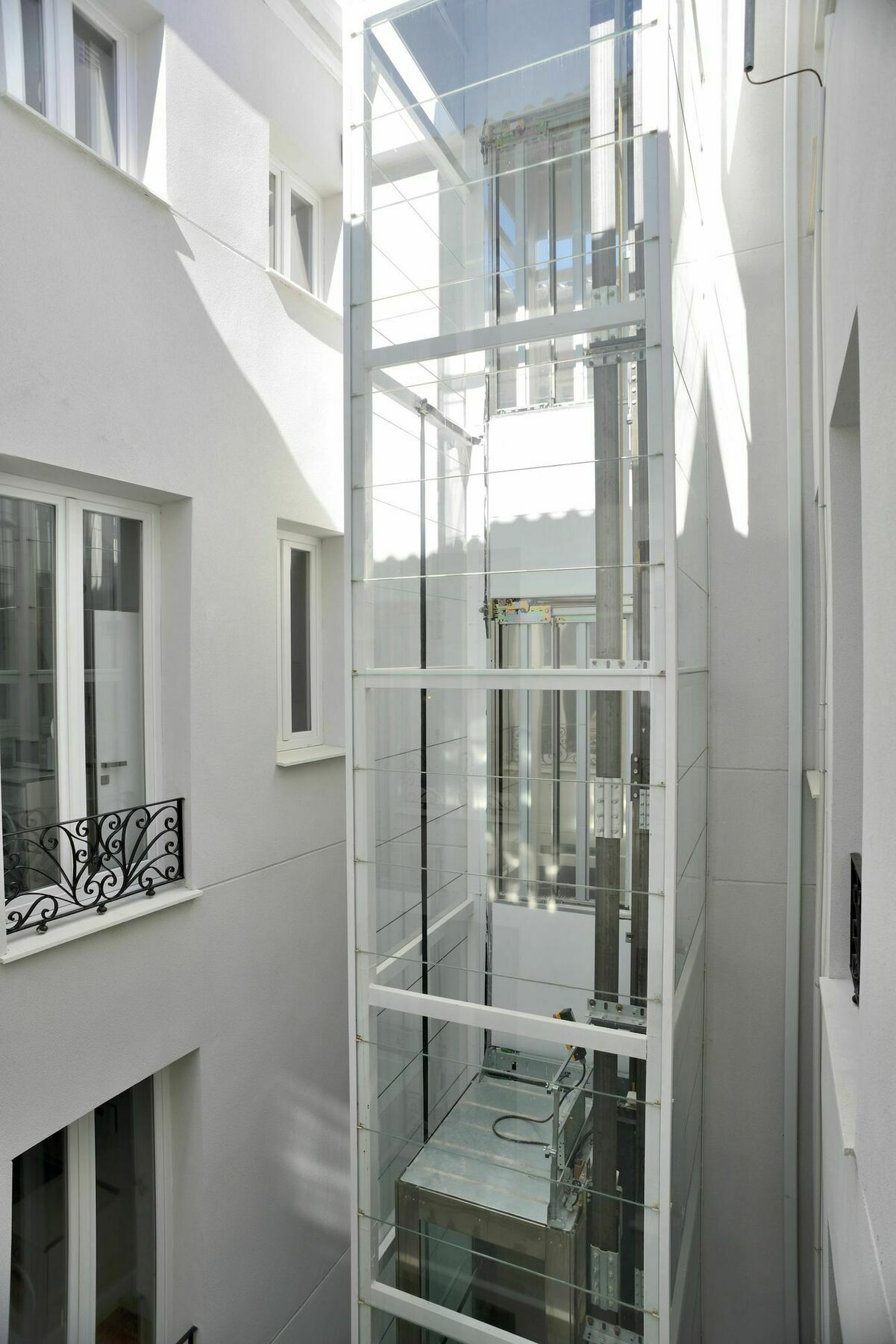 Nqn Aparts & Suites Madrid Exterior photo